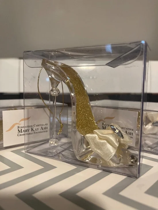 Ornament - Picture 3 of 3